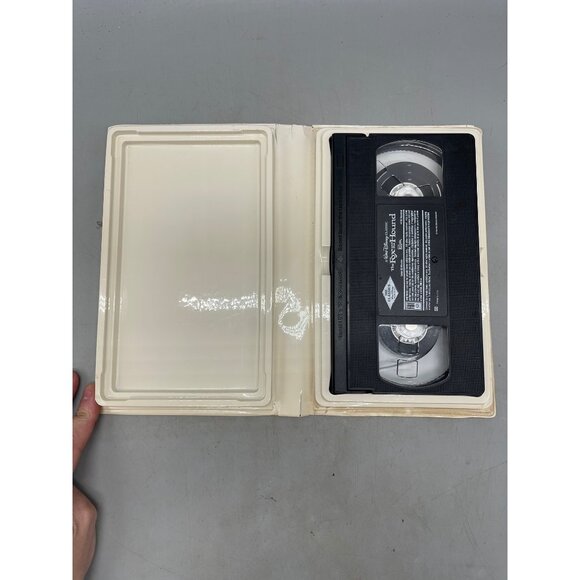 The Fox and the Hound VHS Walt Disney Classic Rated G 83 Minutes READ - Picture 4 of 4